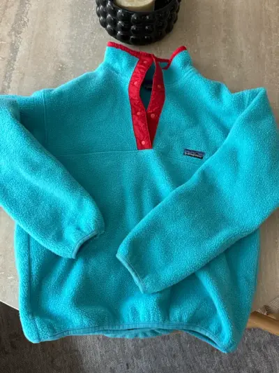Polar Patagonia MUJER turquesa con  rojo talla S - miniatura 1