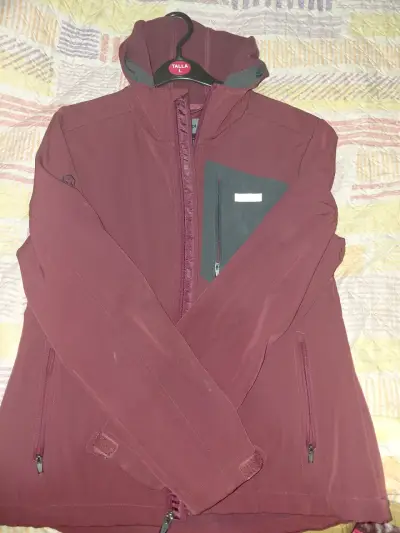 Chaqueta Lippi burdeos talla L con capucha - miniatura 1