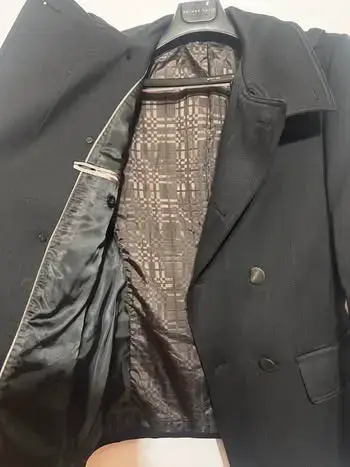 Abrigo negro de hombre estilo clásico - miniatura 1