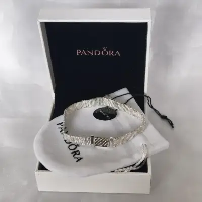 Pulsera de plata Pandora con diseño elegante - miniatura 1