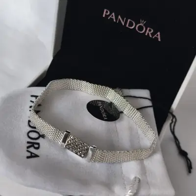 Pulsera de plata Pandora con diseño elegante - miniatura 3