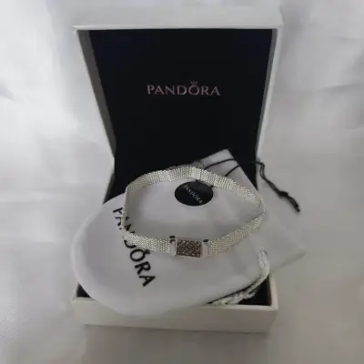 Pulsera Pandora de plata con detalles brillantes - miniatura 2