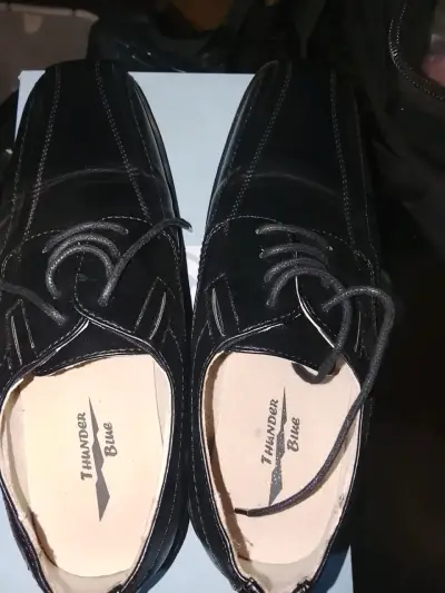 Zapatos de vestir negros para hombre número 36 - miniatura 2