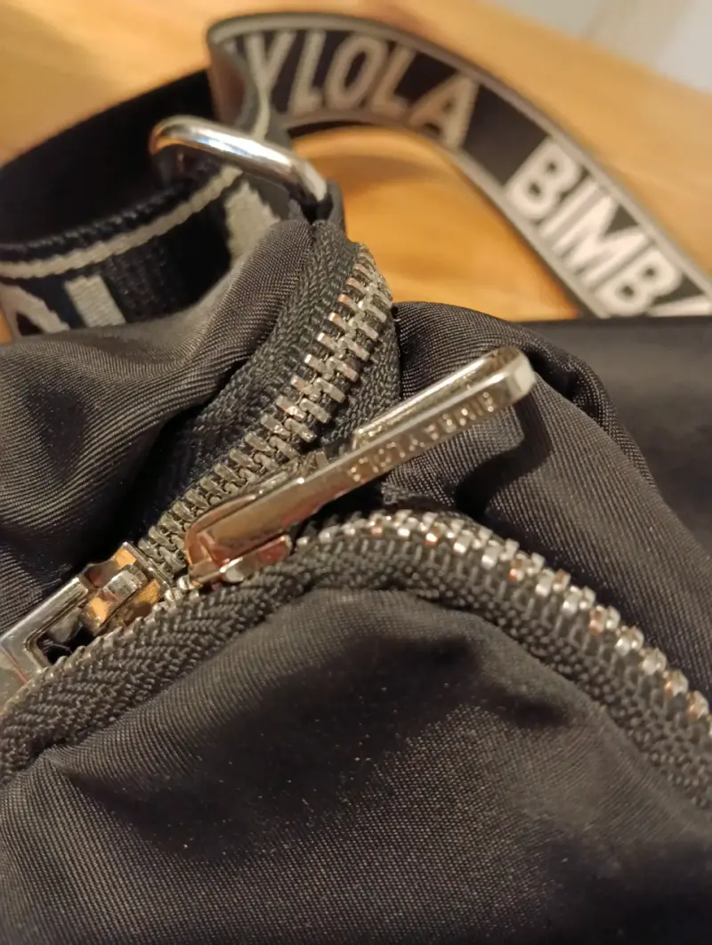 Bandolera negra Bimba y Lola con logo - 2