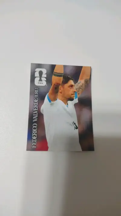 Lámina de coca cola Federico Valverde - miniatura 1