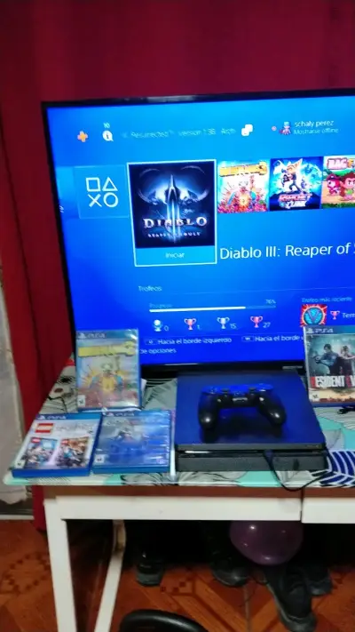 Consola PS4 con juegos incluidos - miniatura 1