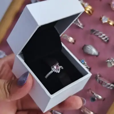 Anillo de compromiso corazon rosa - miniatura 1