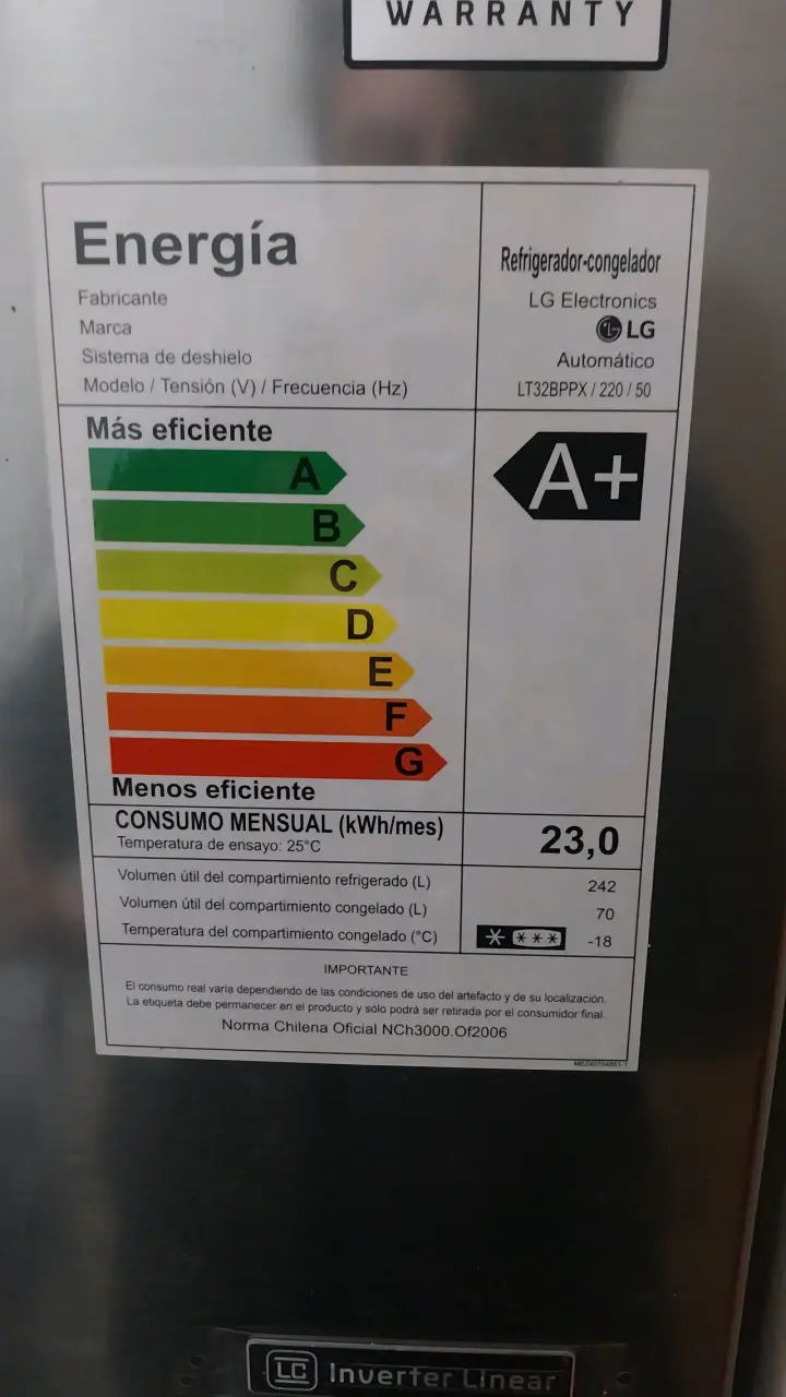 Refrigerador LG LT32BPPX con congelador eficiente - 1