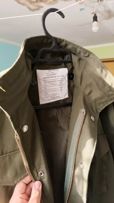Chaqueta militar verde oliva con bolsillos - miniatura 4