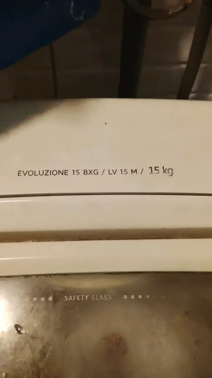 Lavadora automática carga superior en buen estado - 4