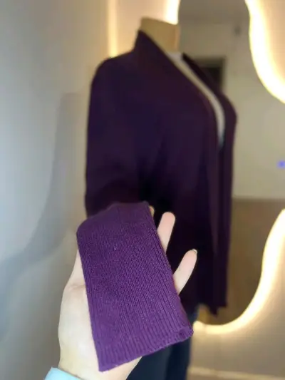 Cárdigan morado de punto para mujer - miniatura 2