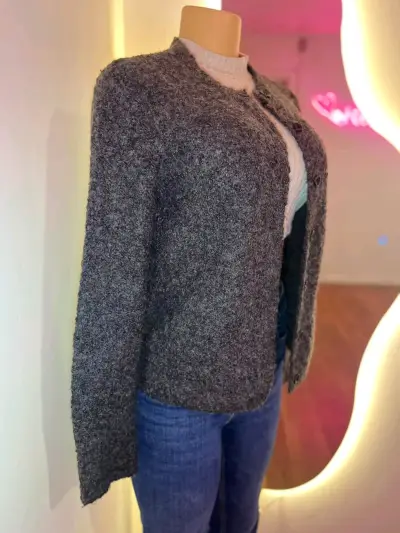 Chaleco de lana gris para mujer - miniatura 4