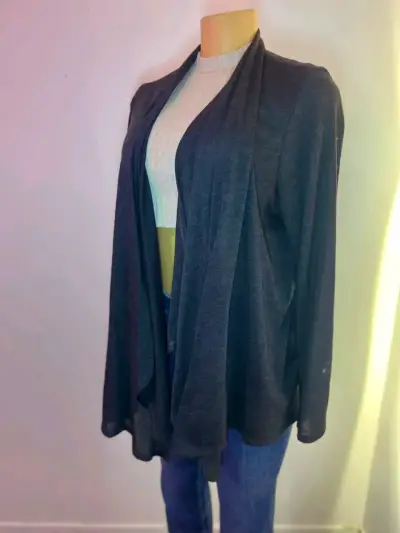 Cárdigan abierto gris oscuro para mujer - miniatura 2