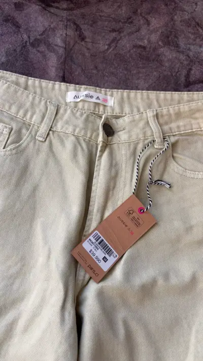 Pantalones cargo beige Aussie talla 38 - miniatura 4