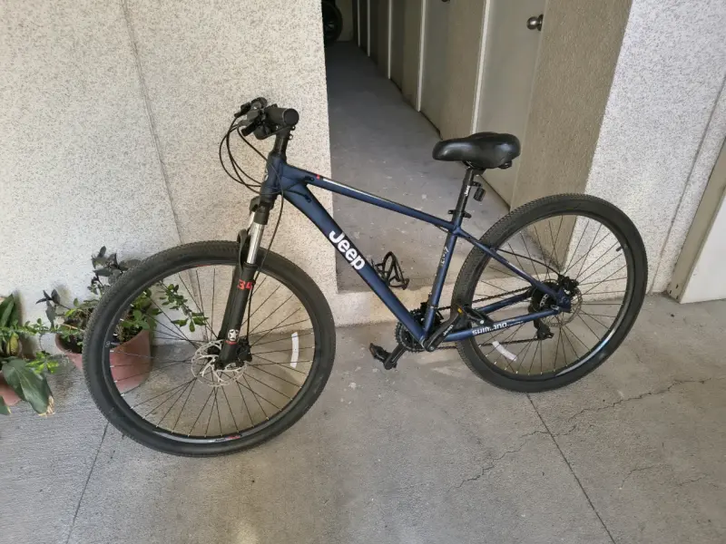 Bicicleta Jeep montaña con suspensión delantera - 2