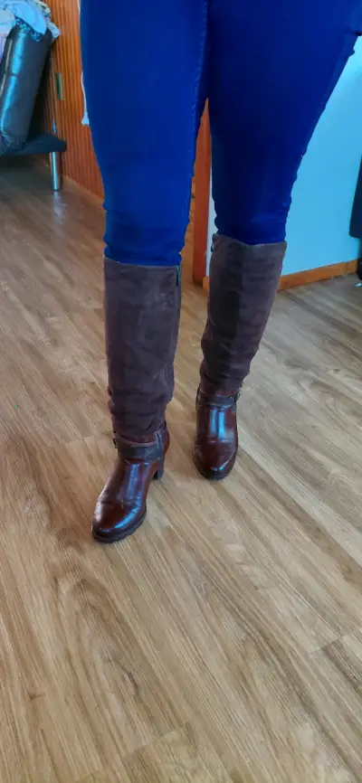 Botas de cuero marrón con tacón alto - miniatura 3