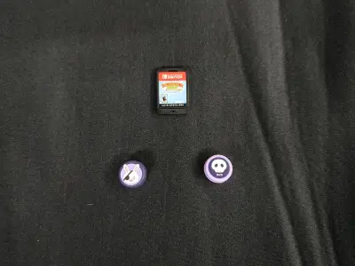 Consola Nintendo Switch con accesorios y estuche - miniatura 4