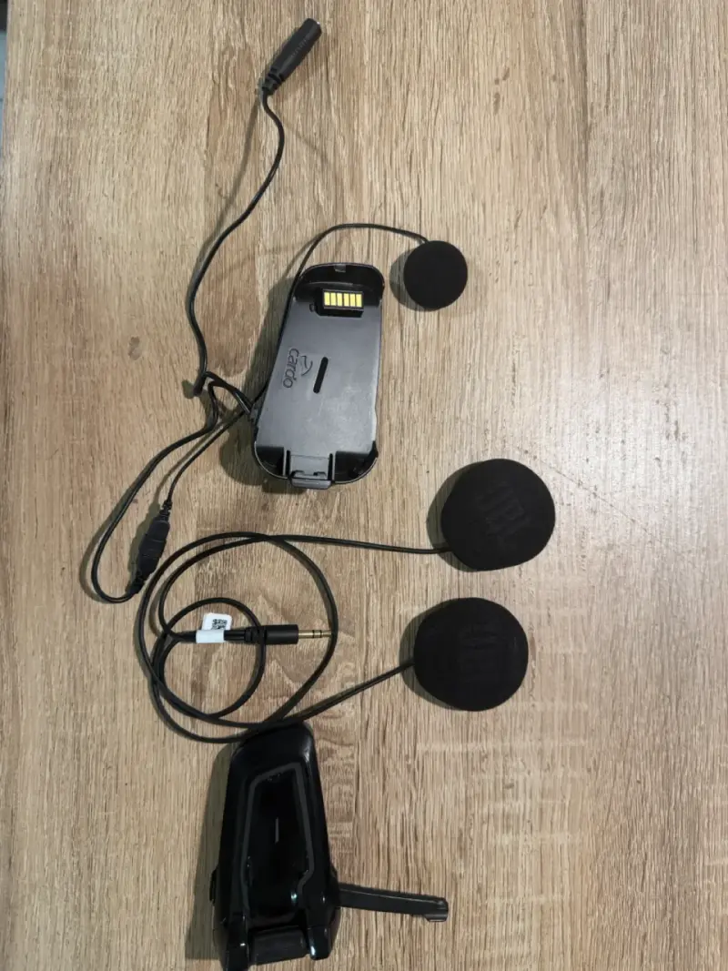 Intercomunicador Bluetooth para casco de moto Cardo - 1