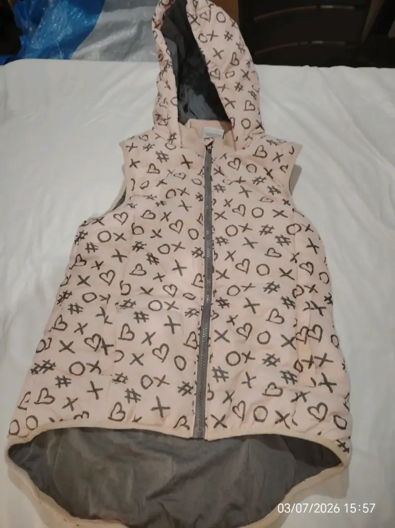 Parka beige con capucha y forro de invierno - 4