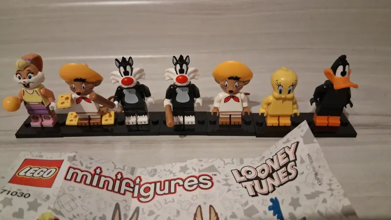LEGO Looney tunes 71030 7 minifiguras - 3
