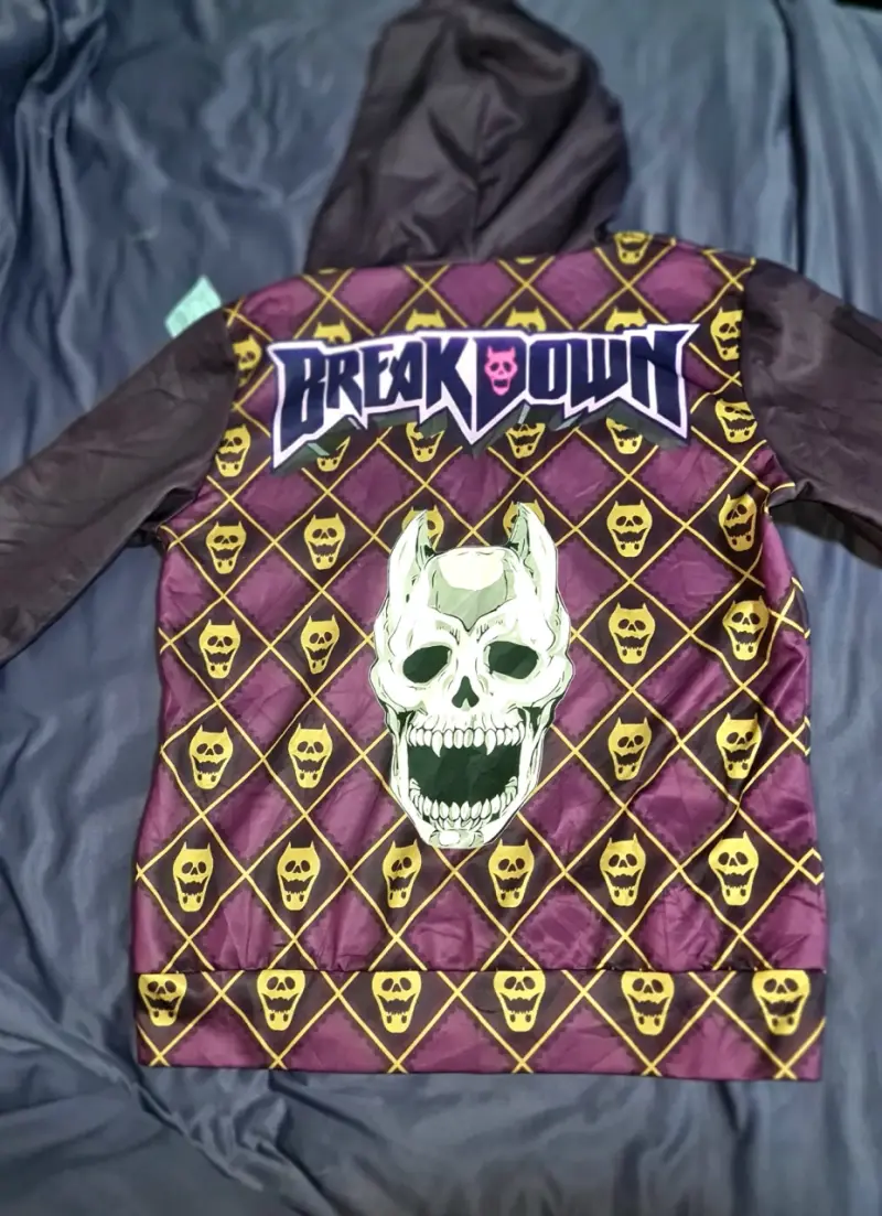 Polerón con capucha diseño calaveras morado y negr - 2