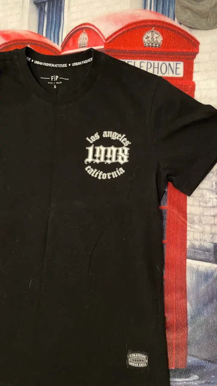 Poleras todo por 6000 - 2