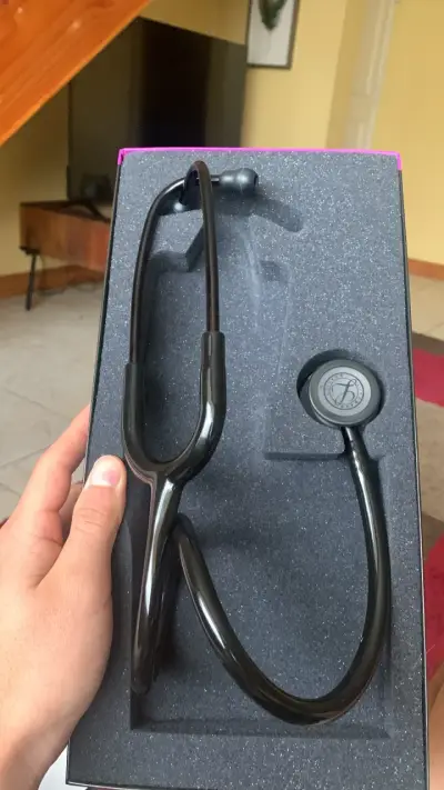 Littmann  Classic iii negro mate - miniatura 2
