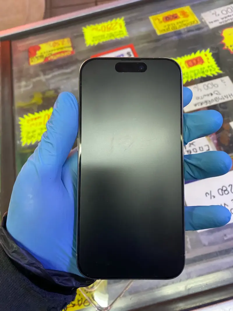 iPhone 15 Pro 128GB en buen estado - 2