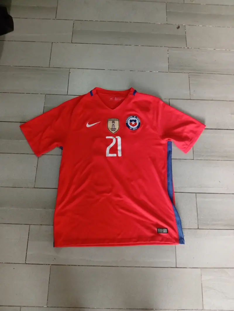 Camiseta Roja Selección Chile Nike Número 21 - 1