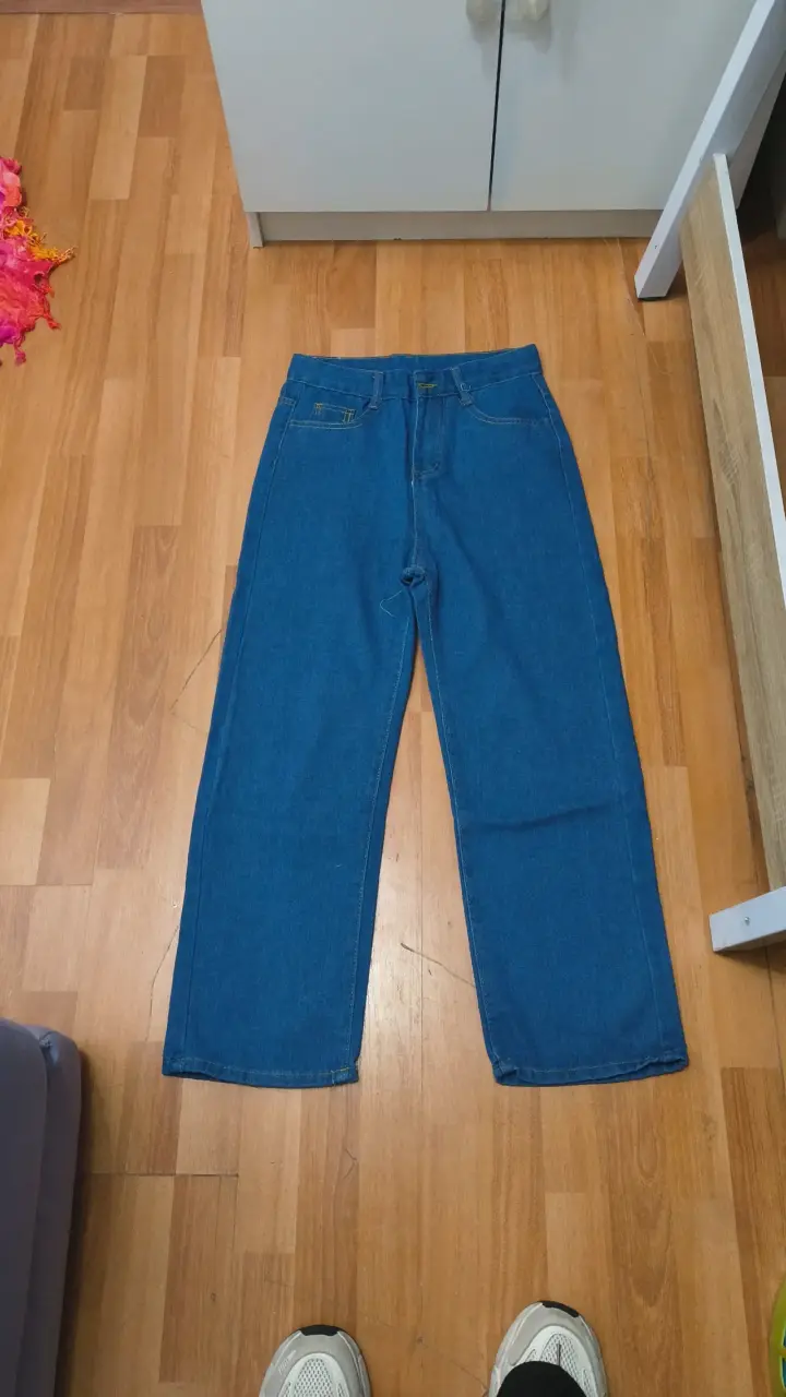 Jeans de mezclilla azul para mujer