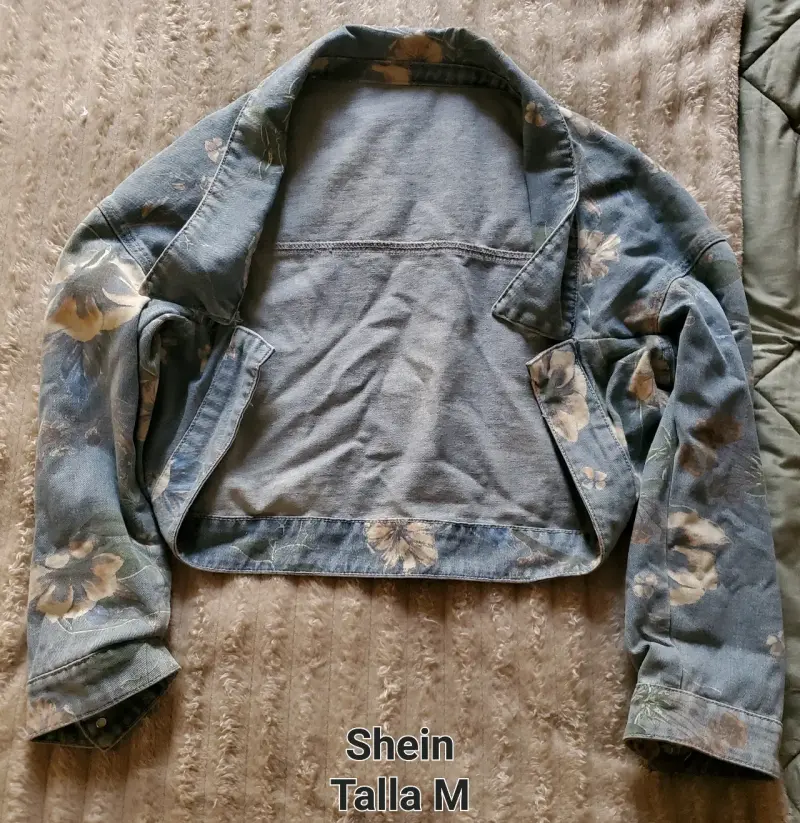 Chaqueta de mezclilla floral Shein talla M