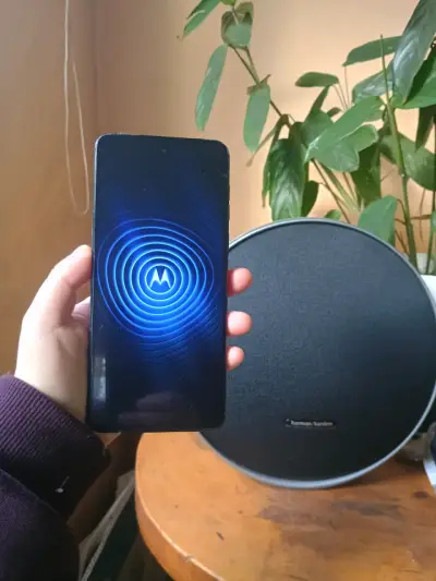 Smartphone Motorola Moto G14 usado - miniatura 2