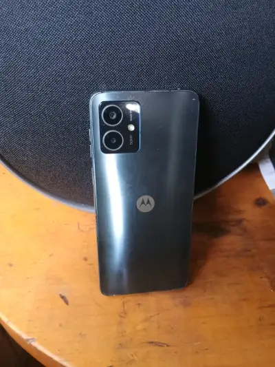 Smartphone Motorola Moto G14 usado - miniatura 3