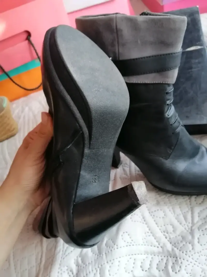 Botines de cuero y gamuza con cierre lateral - 2