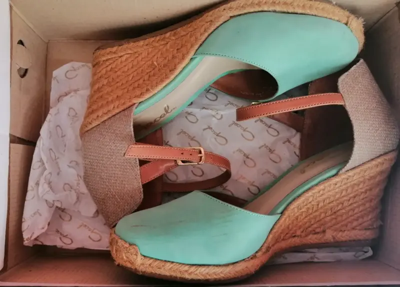 Sandalias de cuña verde menta Gacel
