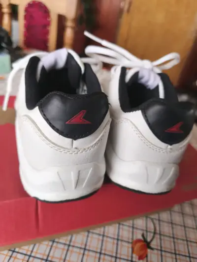 Zapatillas Reebok NRO 32 Nuevas - miniatura 2