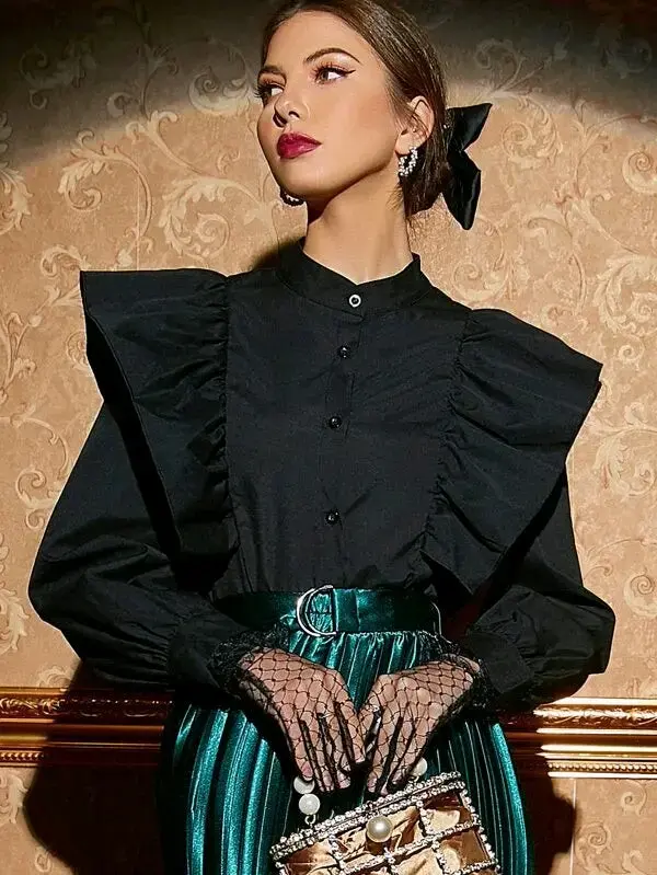 Blusa Mulvari negra estilo victoriano - 1