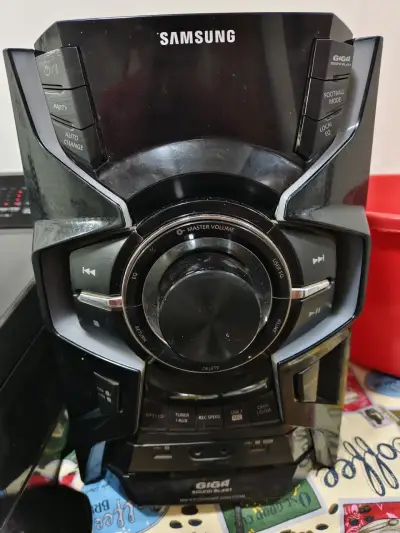 Minicomponente Samsung GIGA Sound Blast modelo MX- - miniatura 4