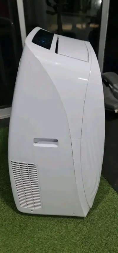 Aire acondicionado portátil Kendal con control remoto - miniatura 2