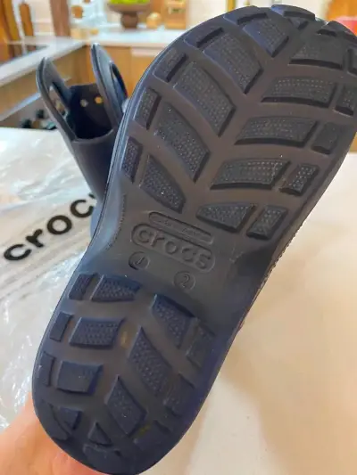 Botas Crocs azules impermeables para lluvia - miniatura 1