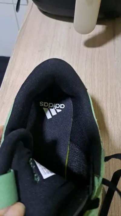Zapatillas Adidas verdes de gamuza - miniatura 4