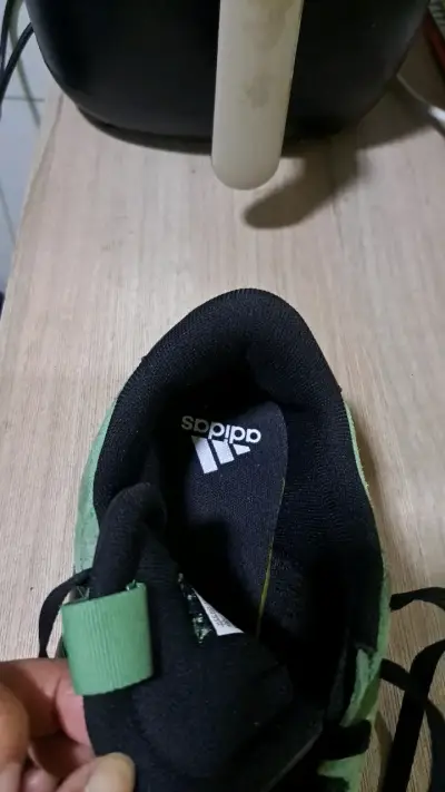 Zapatillas Adidas verdes de gamuza - miniatura 5