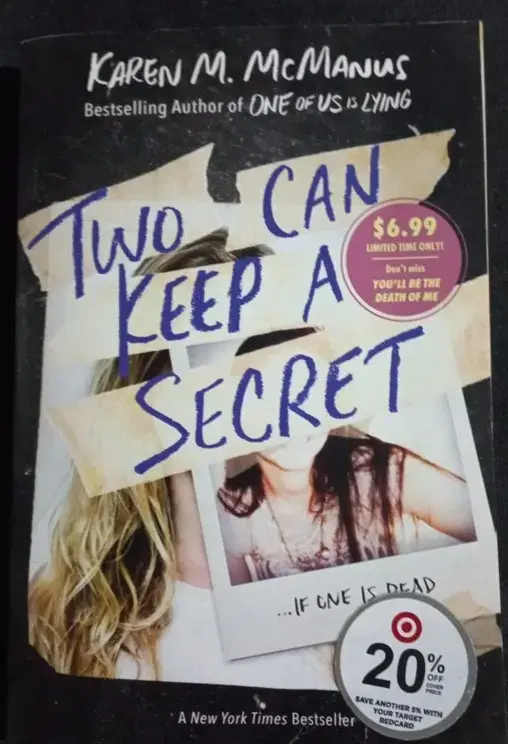 Libro 'Two Can Keep a Secret' de Karen M. McManus