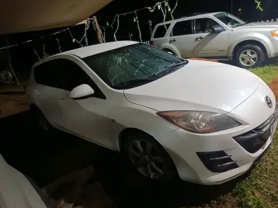 Mazda 3 sport 2011 - miniatura 1