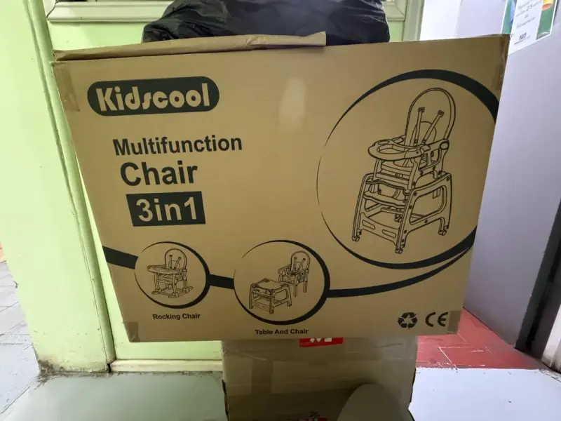 Silla de comer para bebé ajustable y segura - 3