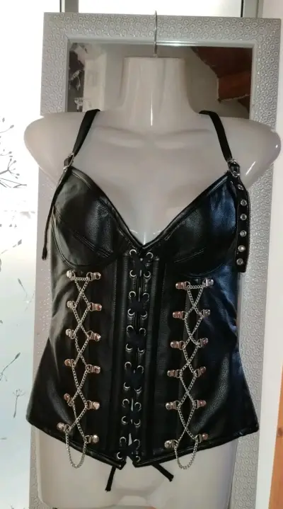 Corset de cuero negro con cadenas - miniatura 3