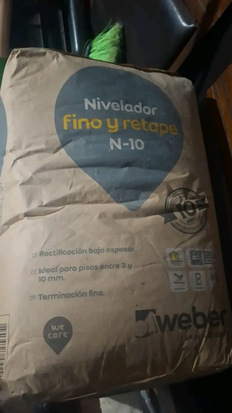 Nivelador fino y retape Weber N-10 para pisos - 1