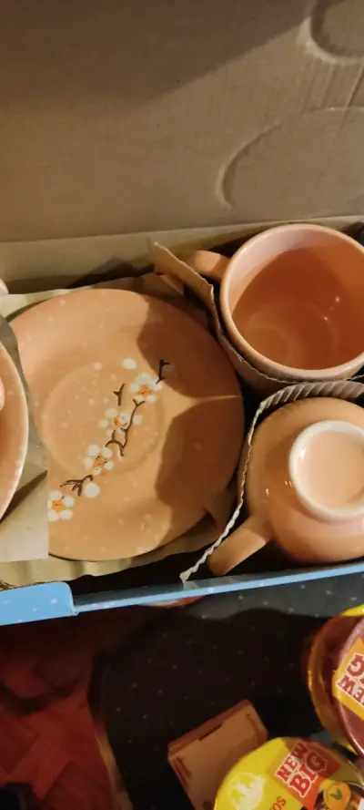 Taza de cerámica con diseño floral - miniatura 3