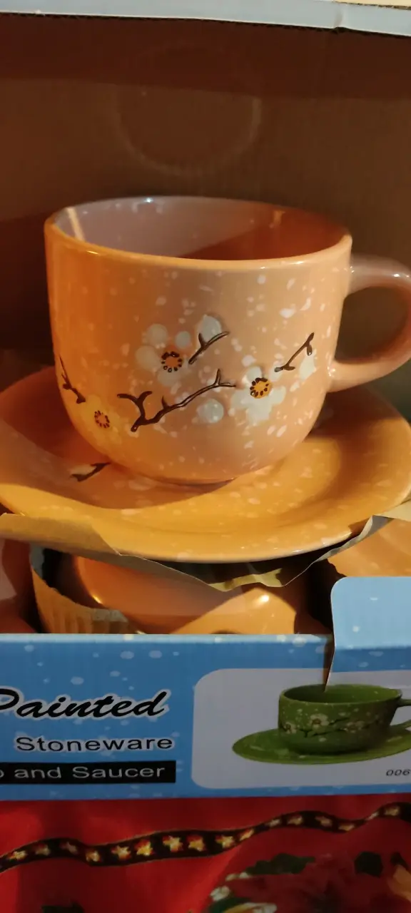 Taza de cerámica con diseño floral - 4