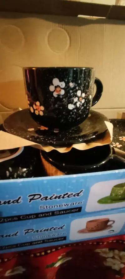 Taza de cerámica con diseño floral - miniatura 5